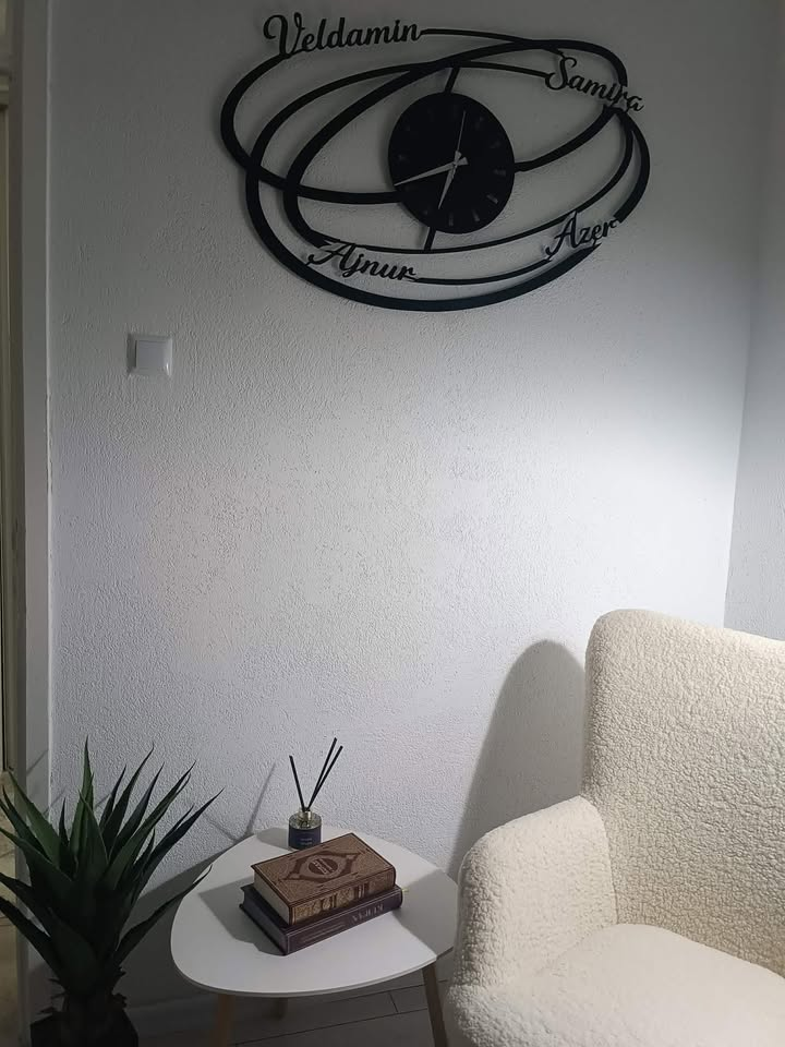 Personalizirani metalni zidni sat - Model Galaksija